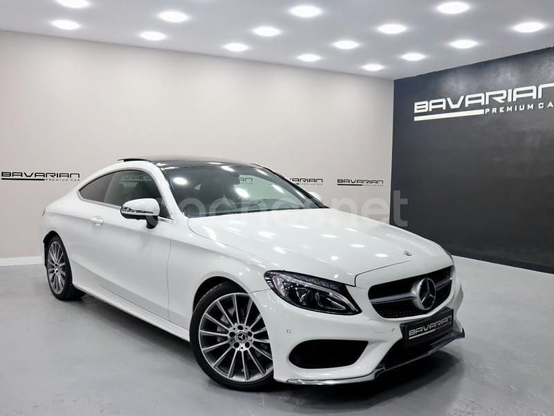 Usado Mercedes C220 AMG line 170 CV (125 kW) 2016 Blanco Coupe