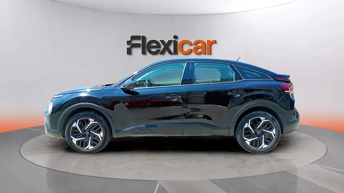 Usado Citroën C4 Feel 131 CV (96 kW) 2022 Negro Berlina