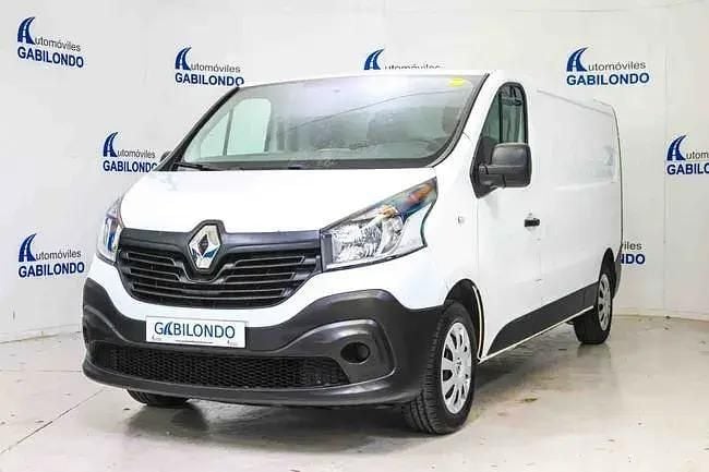 Begagnad Renault Trafic 95 HK (69 kW) 2018 Vit Minibuss