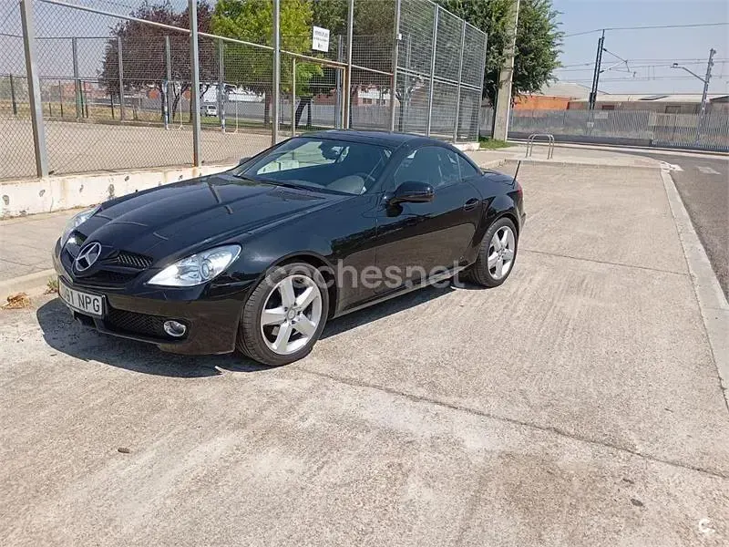 Usado Mercedes SLK200 163 CV (119 kW) 2008 Negro Descapotable