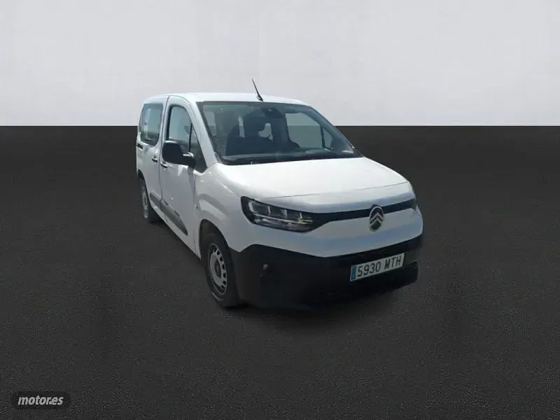 Usado Citroën Berlingo 102 CV (75 kW) 2024 Blanco Monovolumen