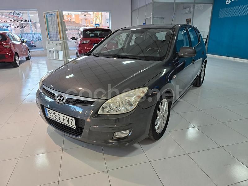 Gris / plata Usado 2007 Hyundai i30 Sport Berlina | 6500 € (Precio justo) - Imagen 1/4
