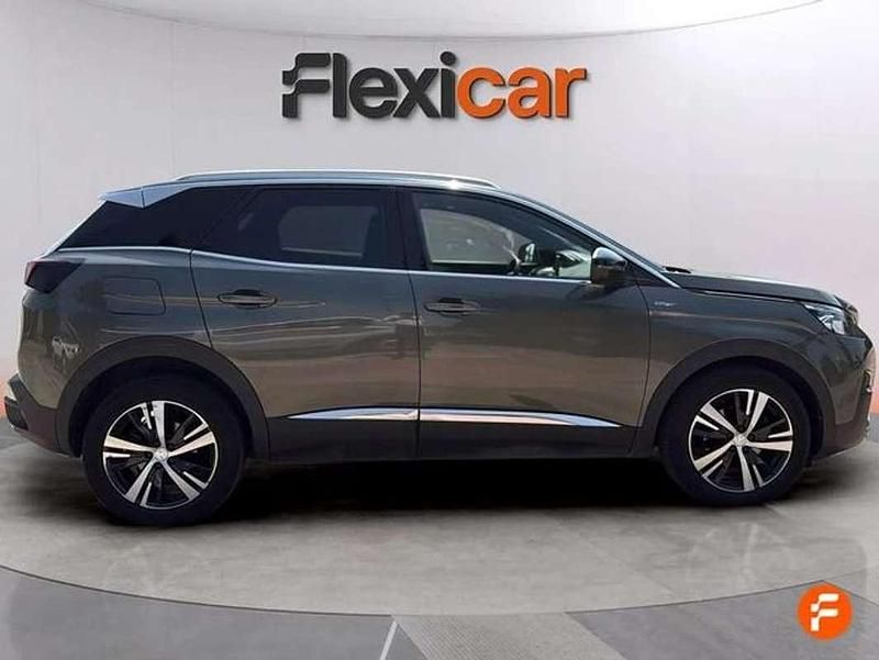 Usado Peugeot 3008 Allure 180 CV (132 kW) 2019 Gris SUV