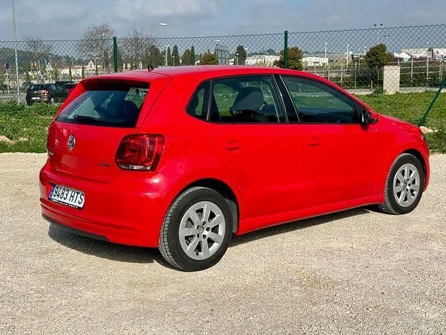 Begagnad VW Polo Advance 75 HK (55 kW) 2013 Röd Halvkombi