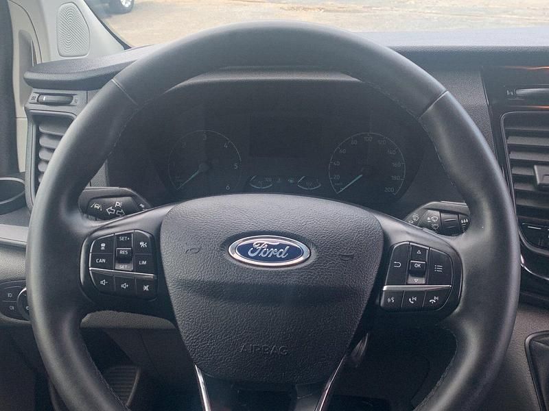 Usado Ford Transit 131 CV (96 kW) 2023 Blanco Van