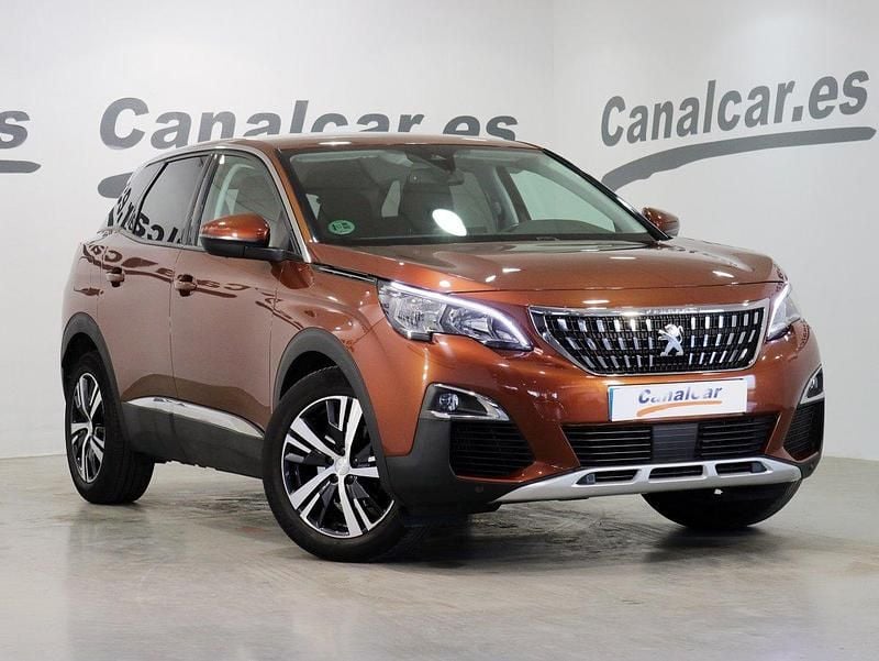 Usado Peugeot 3008 Allure 130 CV (95 kW) 2019 Naranja SUV