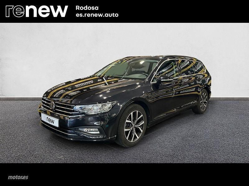 Negro Usado 2021 VW Passat Executive Familiar | 24.900 € (Caro) - Imagen 1/4