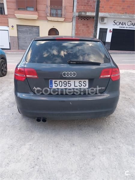 Usado Audi A3 Ambiente 140 CV (102 kW) 2008 Gris / plata Utilitario