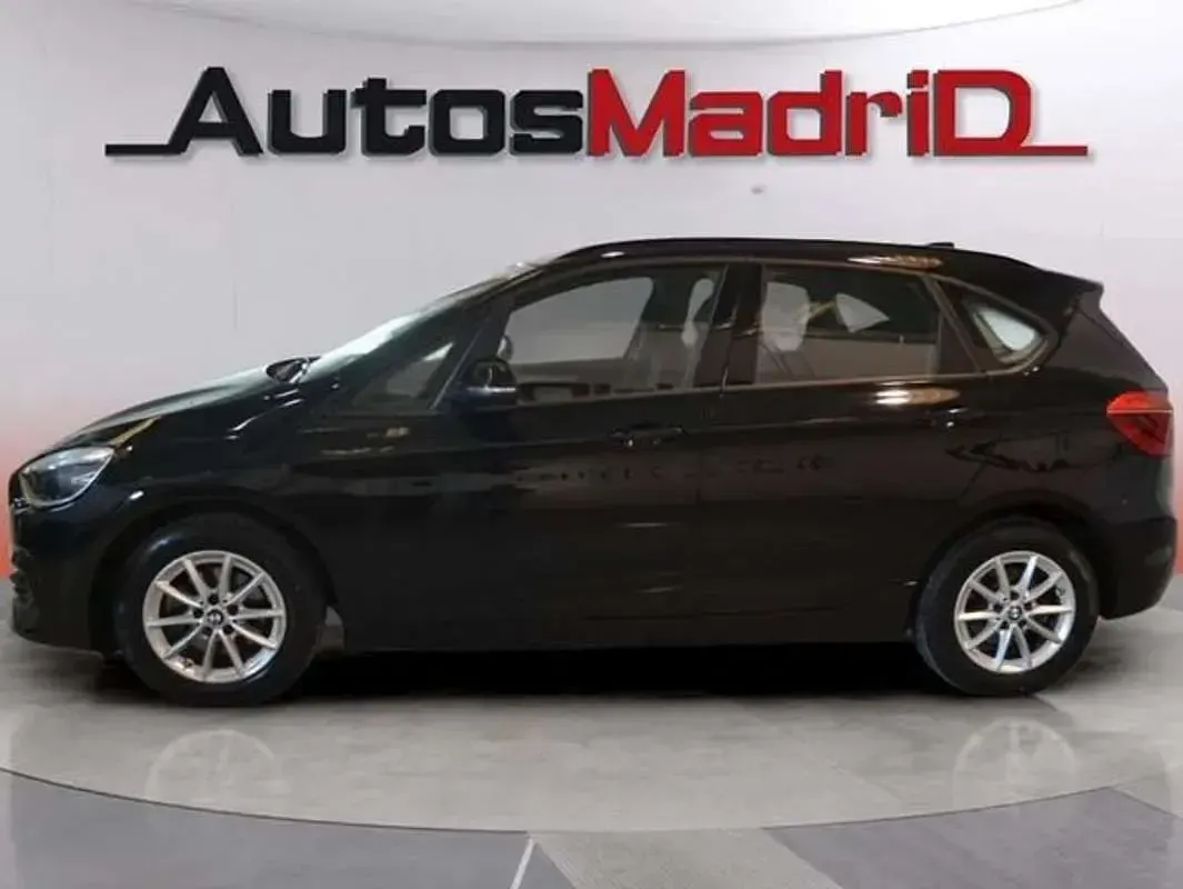 Käytetty BMW 216 117 HP (86 kW) 2019 Musta Tila-auto