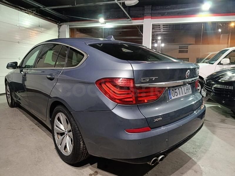 Usado BMW 530 Gran Turismo 245 CV (180 kW) 2010 Azul Berlina