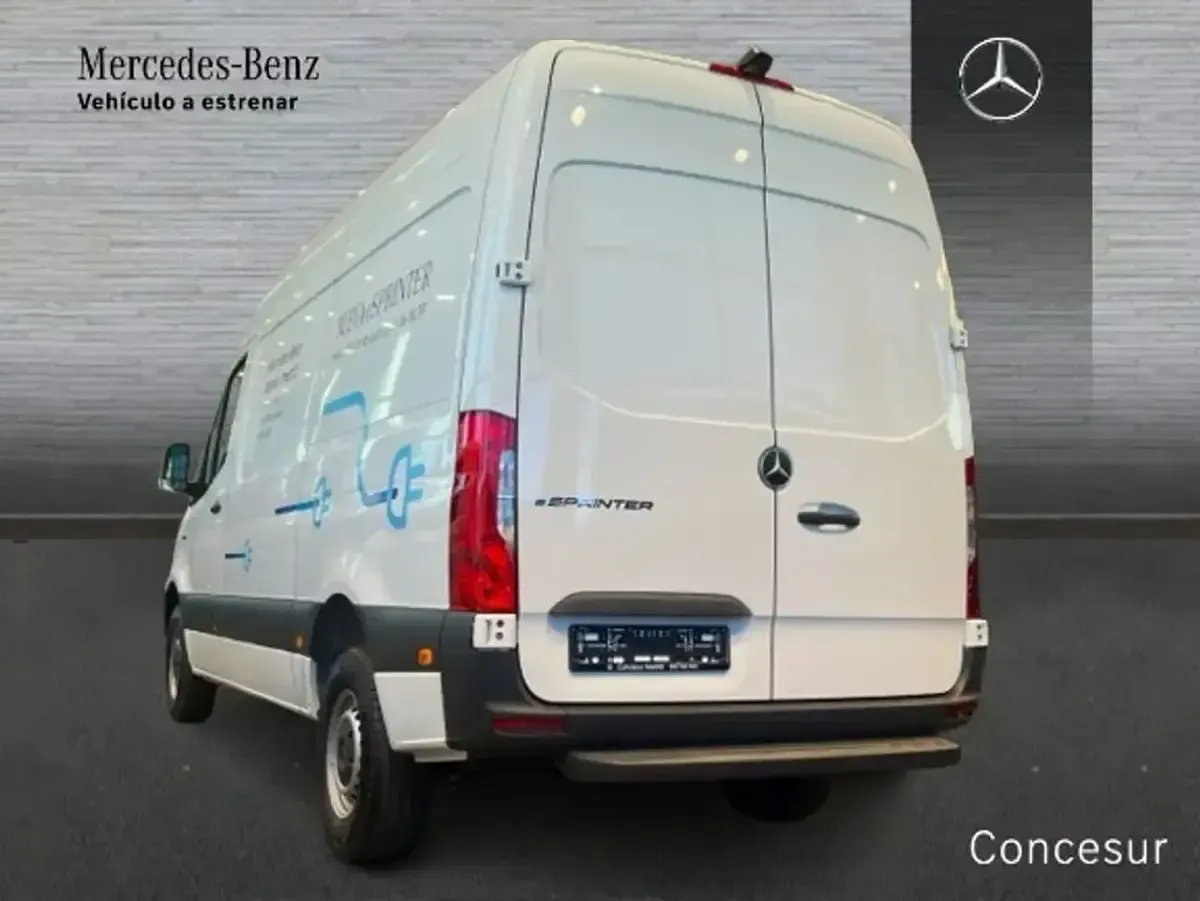 Nuevo Mercedes E-Sprinter 2026 Blanco Van