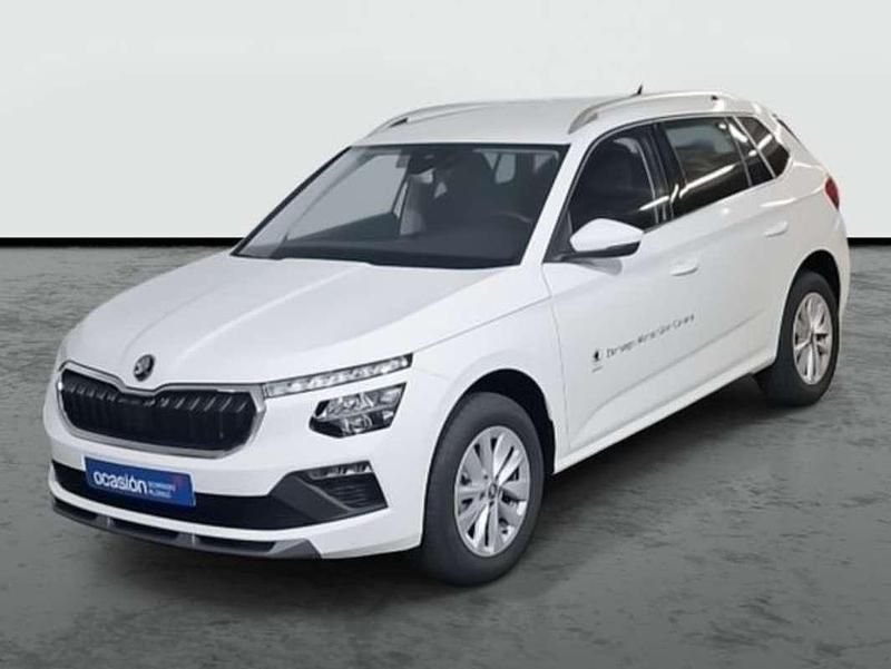Usado Skoda Kamiq Selection 95 CV (69 kW) 2025 Blanco SUV