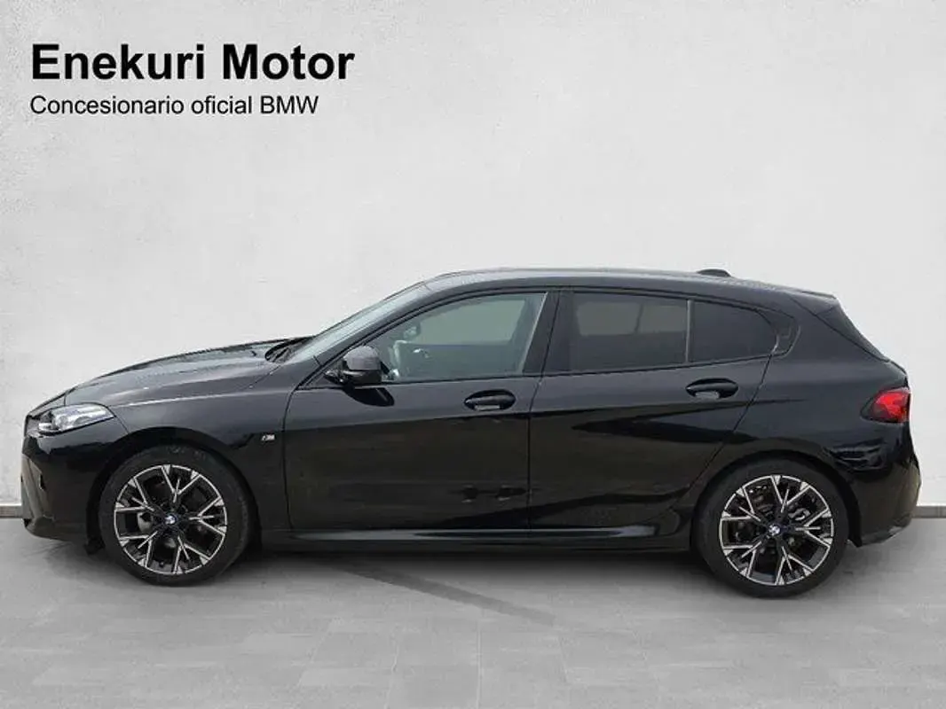 Usado BMW 120 163 CV (119 kW) 2025 Negro Utilitario