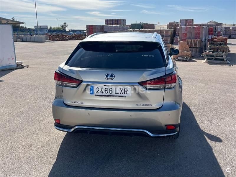 Usado Lexus RX450h Executive Line 306 CV (225 kW) 2022 Beige SUV