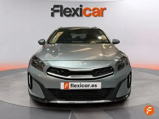 Usado Kia XCeed 120 CV (88 kW) 2023 Gris SUV