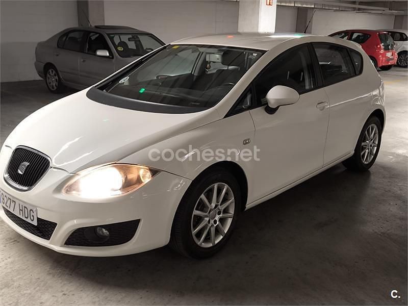 Blanco Usado 2011 Seat Leon Reference Berlina | 5350 € (Buen precio) - Imagen 1/4