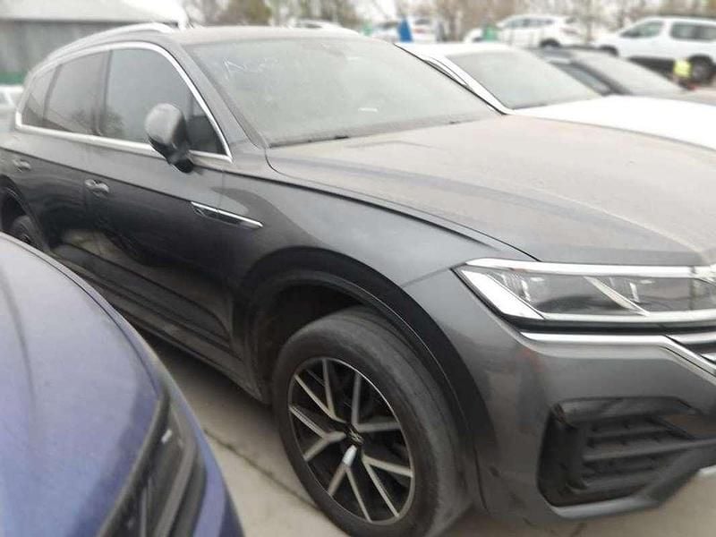 Usado VW Touareg 286 CV (210 kW) 2021 Gris SUV
