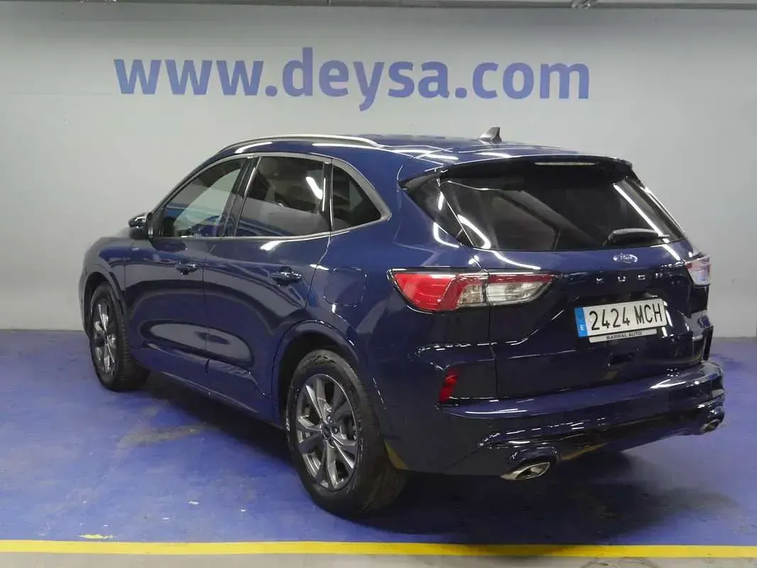 Usado Ford Kuga ST-Line X 190 CV (139 kW) 2022 Azul SUV