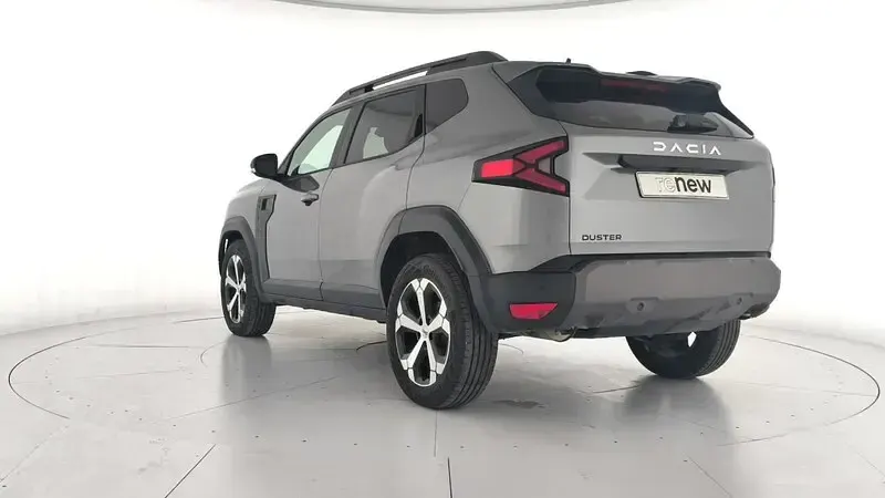 Usado Dacia Duster Journey 140 CV (102 kW) 2025 Gris SUV