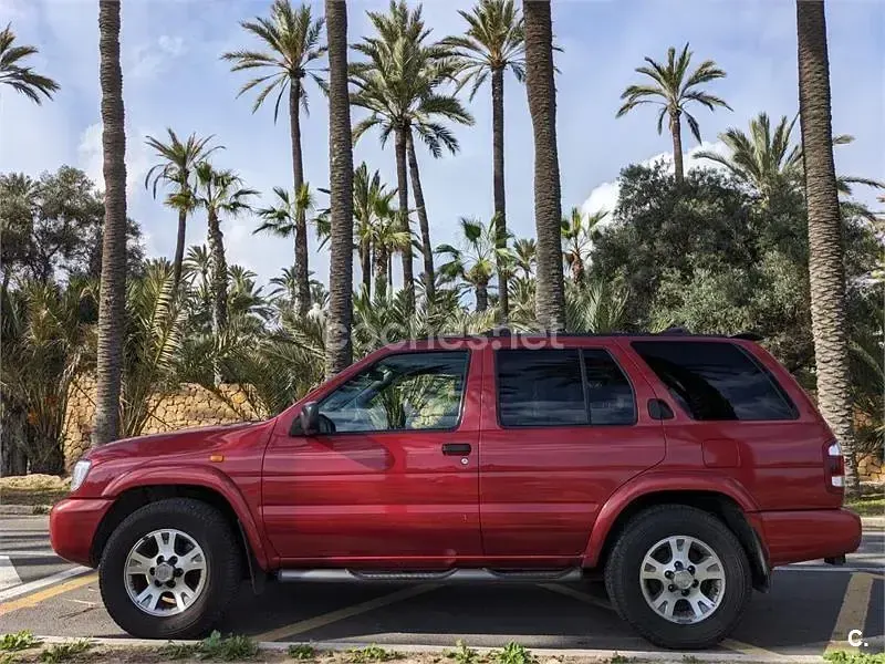 Usado Nissan Pathfinder SE 150 CV (110 kW) 2000 Rojo SUV
