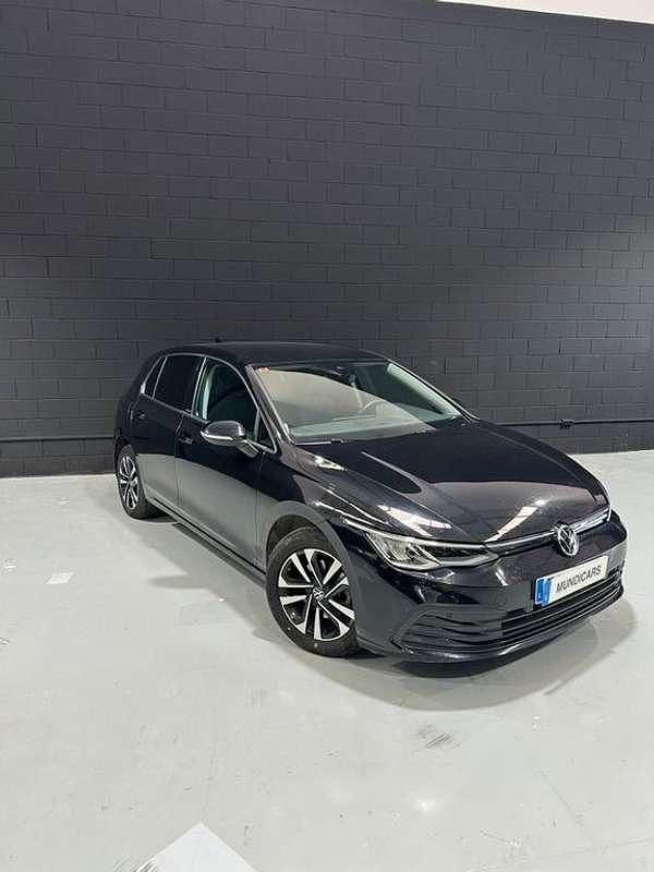 Usado VW Golf VII Life 150 CV (110 kW) 2021 Gris Utilitario