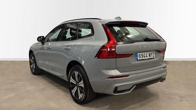 Usado Volvo XC60 Plus 350 CV (257 kW) 2025 Gris SUV