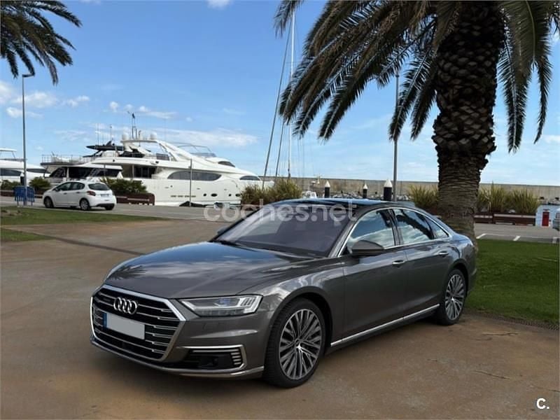 Gris / plata Usado 2021 Audi A8 Sport Berlina | 49.800 € (Un poco caro) - Imagen 1/4