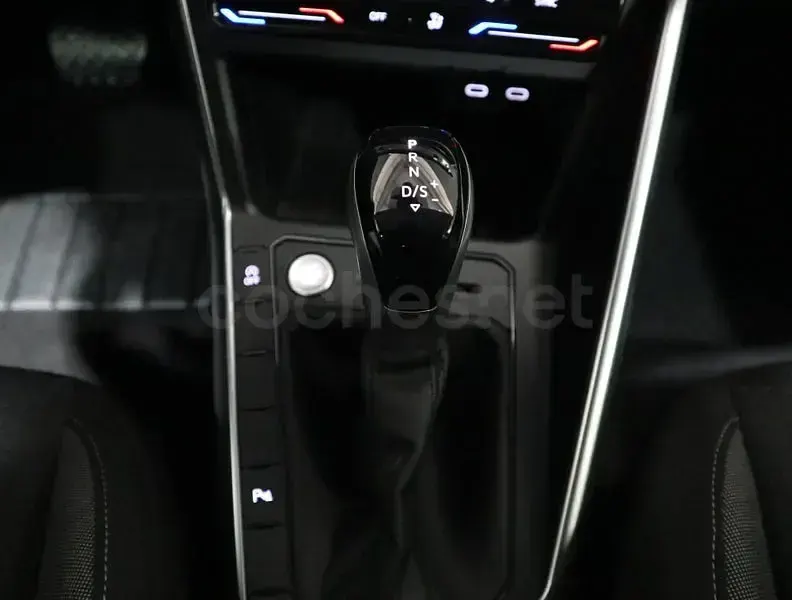 Usado VW Taigo 110 CV (80 kW) 2024 Negro SUV