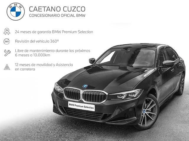 Negro Usado 2025 BMW 320e Comfort Edition Berlina | 46.999 € - Imagen 1/4