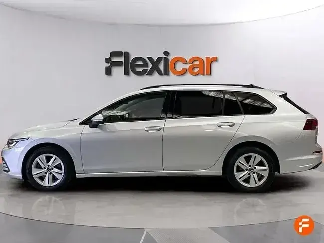 Usado VW Golf VII 115 CV (84 kW) 2021 Gris Utilitario
