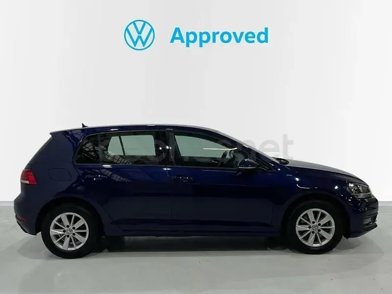 Usado VW Golf VII Edition 115 CV (84 kW) 2020 Azul Berlina