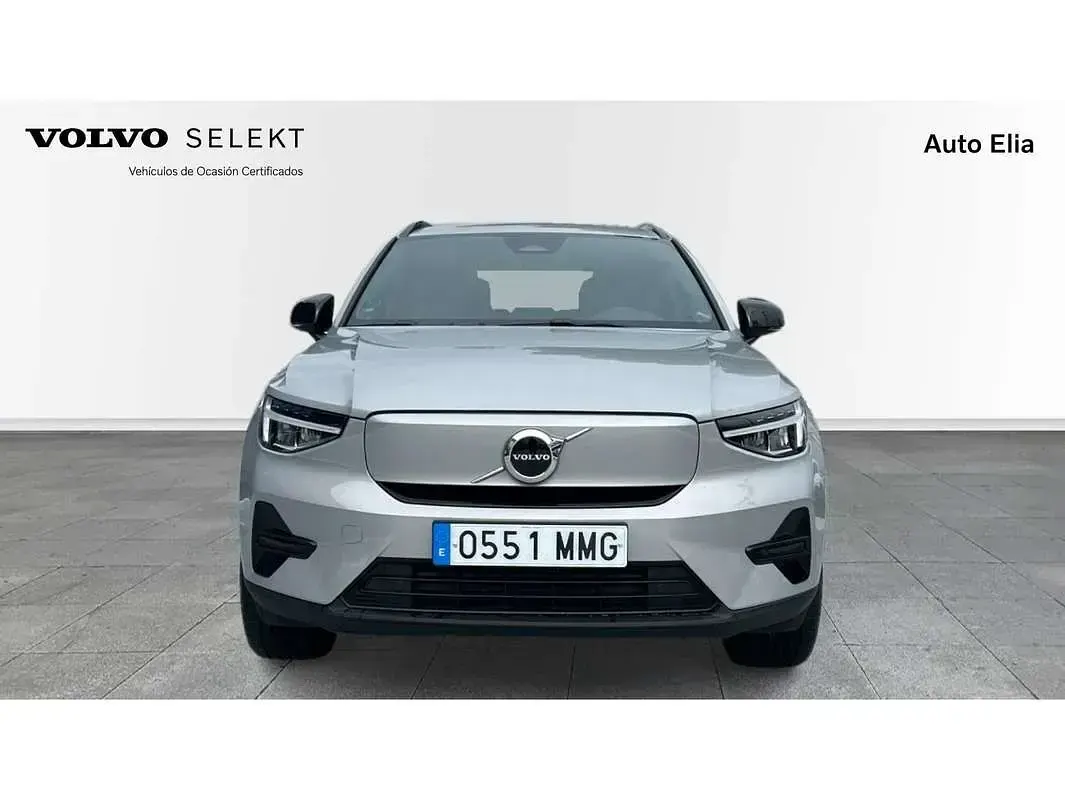 Usado Volvo XC40 Core 180 kW (245 CV) 2023 Plateado SUV