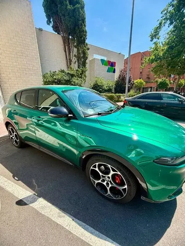 Usado Alfa Romeo Tonale Veloce 159 CV (116 kW) 2024 Verde SUV