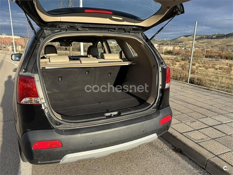 Usado Kia Sorento 150 CV (110 kW) 2011 Negro SUV