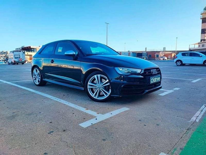 Usado Audi S3 Sportback S-Line 300 CV (220 kW) 2014 Negro Utilitario