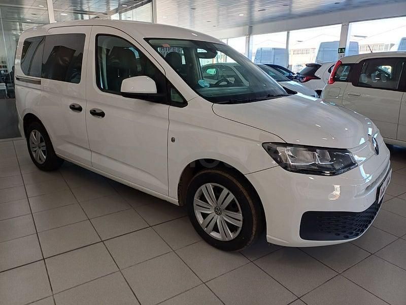 Usado VW Caddy 102 CV (75 kW) 2023 Blanco Monovolumen