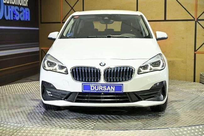 Usado BMW 225 Active Tourer iPerformance 224 CV (164 kW) 2018 Blanco Monovolumen