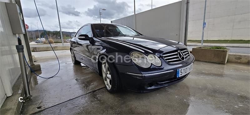 Usado Mercedes CLK270 Elegance 170 CV (125 kW) 2004 Azul Coupe