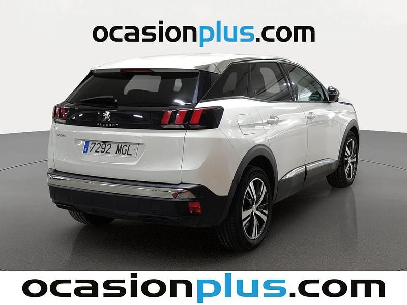 Usado Peugeot 3008 Allure 130 CV (95 kW) 2023 Blanco SUV