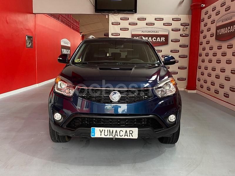 Azul Usado 2015 Ssangyong (KGM) Korando Limited SUV | 5990 € - Imagen 1/4