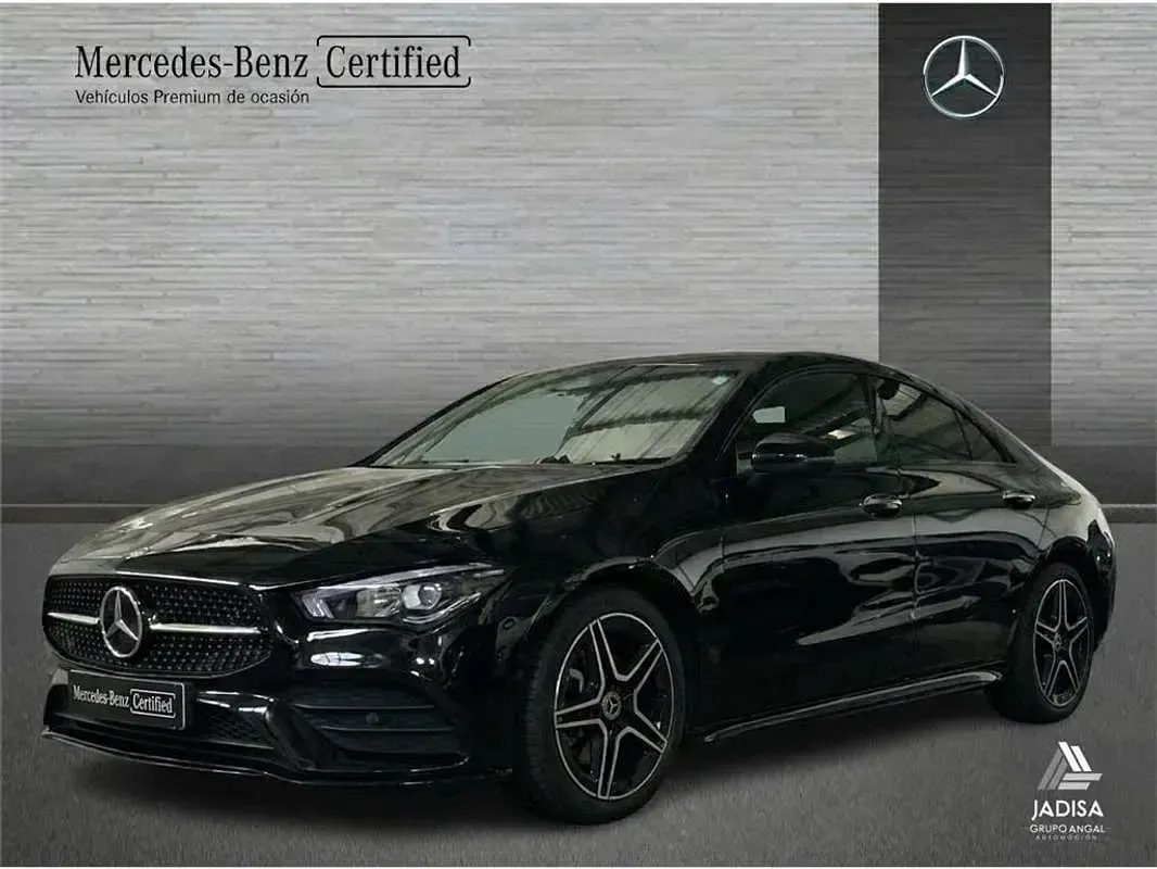 Usado Mercedes CLA200 163 CV (119 kW) 2025 Berlina