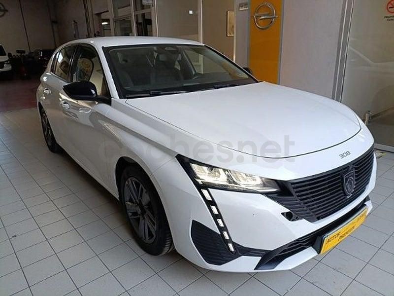 Usado Peugeot 308 Active 130 CV (95 kW) 2022 Blanco Berlina