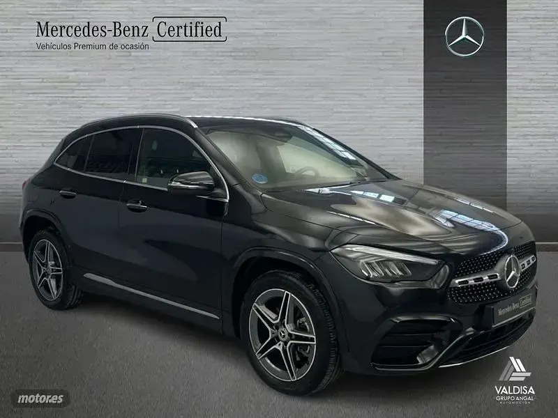 Usado Mercedes GLA250 163 CV (119 kW) 2025 Negro SUV