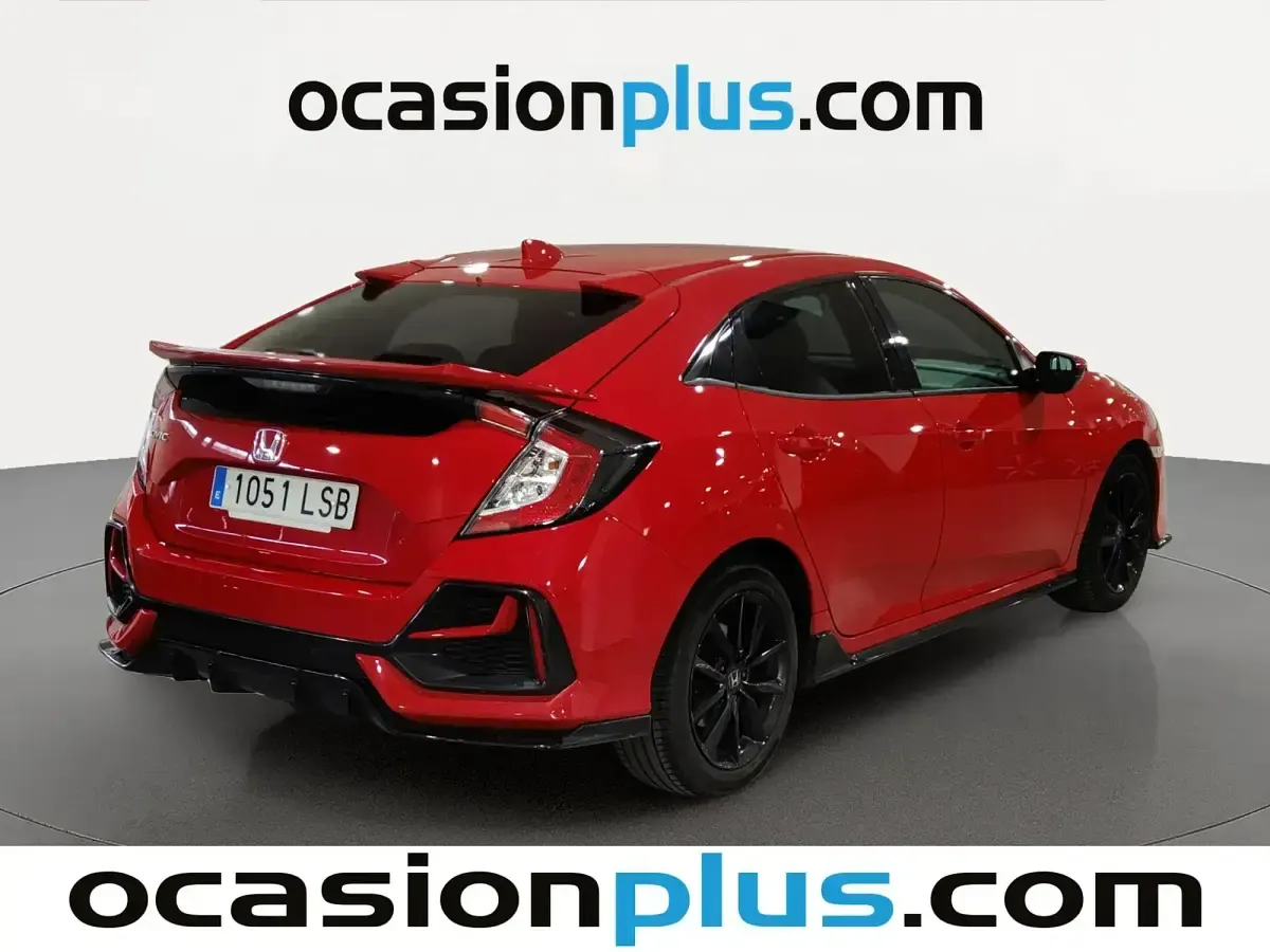 Usado Honda Civic Comfort 126 CV (92 kW) 2021 Rojo
