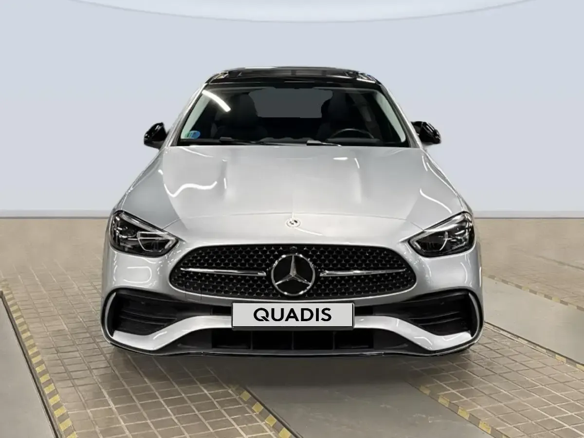 Usado Mercedes C220 197 CV (144 kW) 2025 Gris plata Berlina