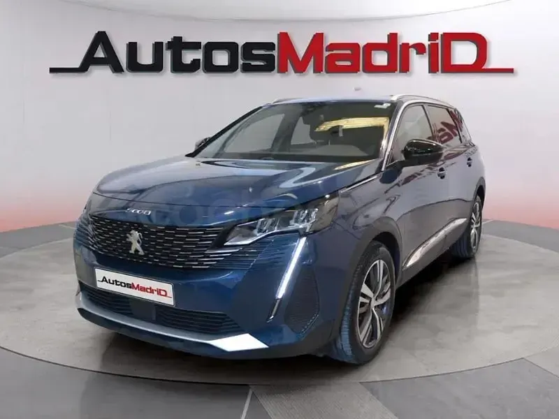 Usado Peugeot 5008 Allure 130 CV (95 kW) 2024 Azul SUV