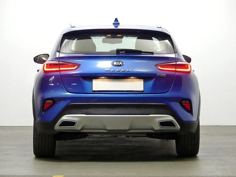 Usado Kia XCeed 141 CV (103 kW) 2022 Azul SUV