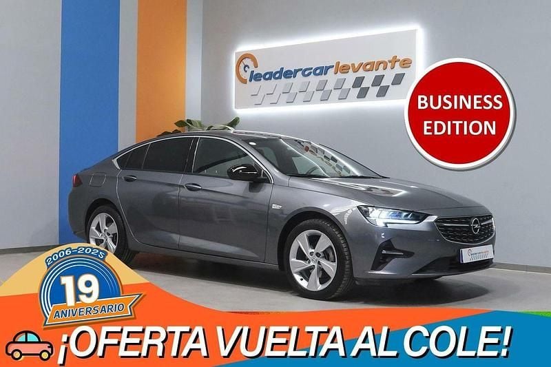 Gris Usado 2022 Opel Insignia Business Edition Berlina | 15.900 € (Precio justo) - Imagen 1/4