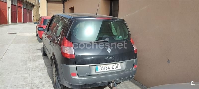 Usado Renault Grand Scénic II Dynamique 120 CV (88 kW) 2005 Negro Monovolumen