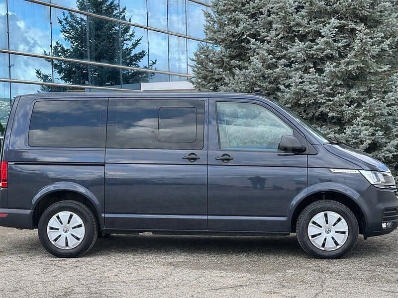 Usado VW Caravelle 150 CV (110 kW) 2024 Azul Van